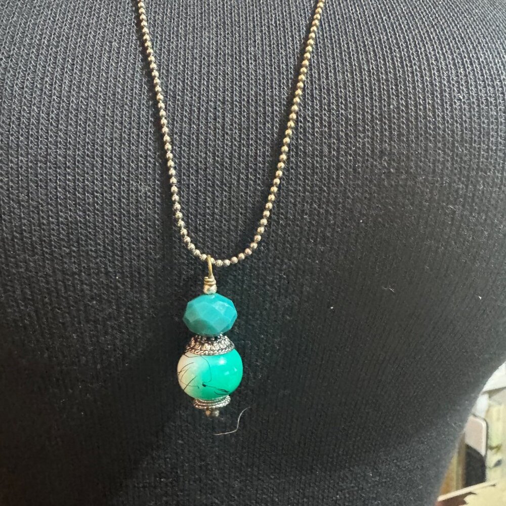 Turquoise & Gold Beaded Pendant Necklace With Lobster Clasp
